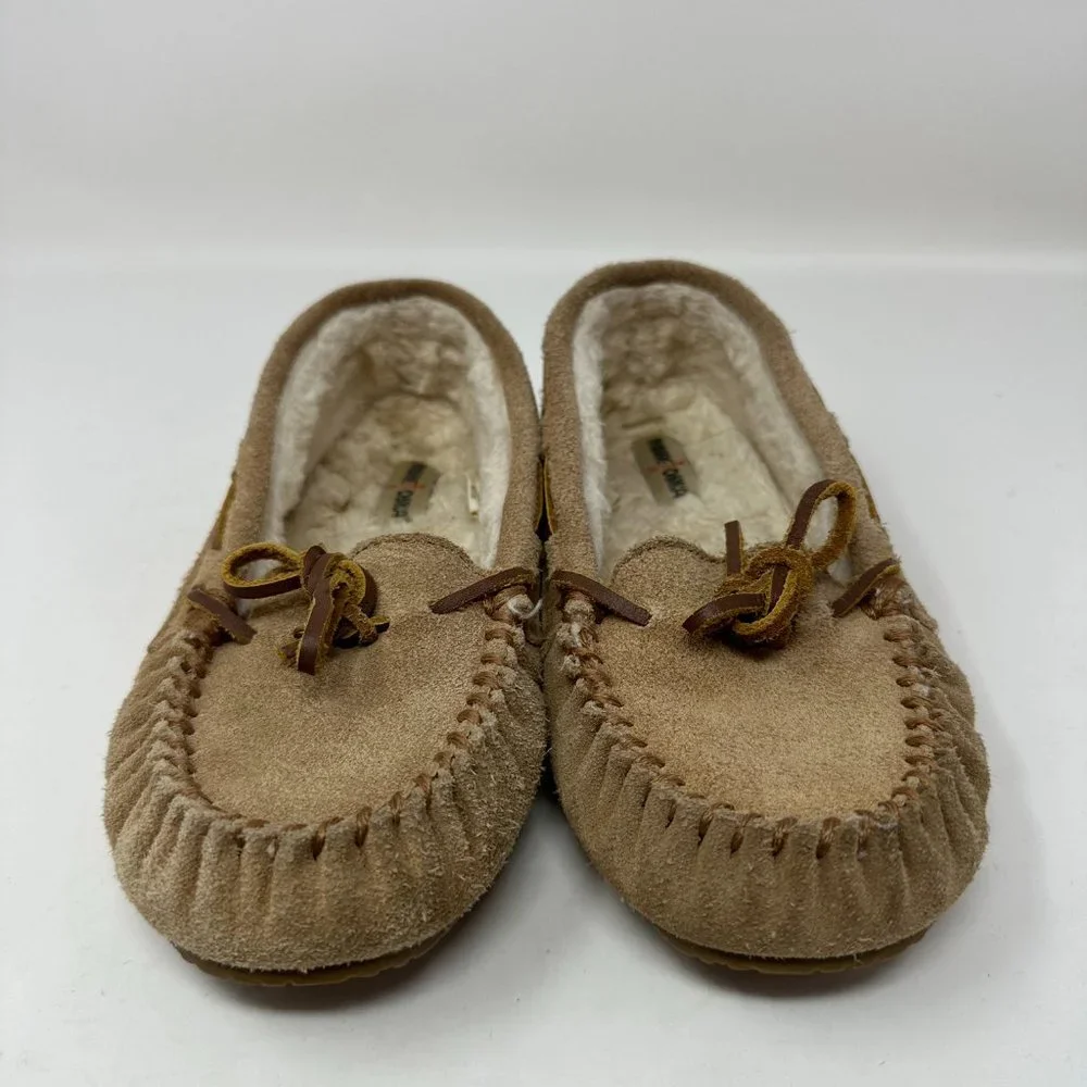 Minnetonka Suede Lined Slip on Moccasin Slippers Shoes Tan Girl Sz 4